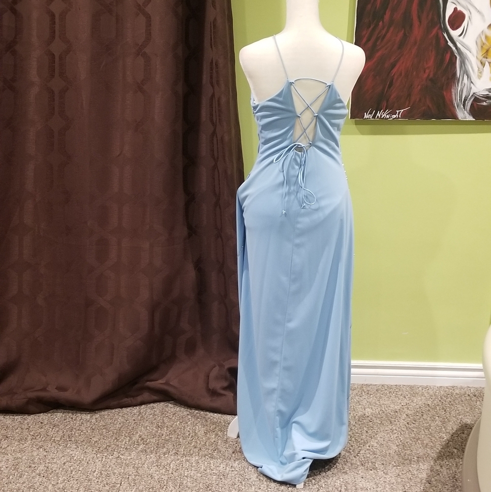 NWT Floor Length De. Laru By Sheila Yen Dress - Picture 3 of 4